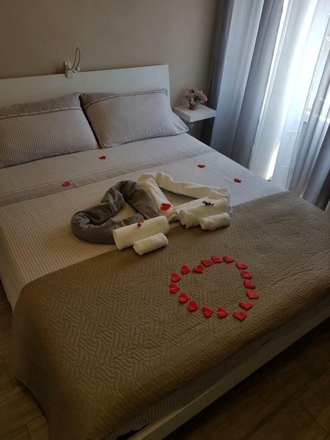 B&B A Maronn Ro'Carmin Napoli Dış mekan fotoğraf